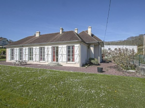 Comfortable holiday home with garden